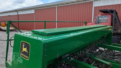 USED JOHN DEERE 750