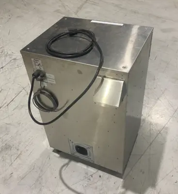 USED FUMEX AIR FILTRATION FUME EXTRACTOR UNIT USED FILTERS, MISSING ONE WHEE