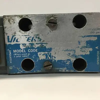 USED VICKERS DG4V-3-6C-M-U-HL7-60