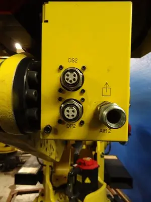 Used 2007 FANUC M900IA/260L Robots Michigan US | Harbor Machinery Inc. #1280911