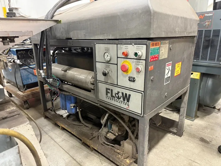 FLOW 7XD-55 Waterjet Cutters | ListingHippo