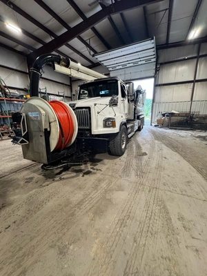 2022 VACTOR 2100I Combination Sewer Cleaner | VacSource (2)