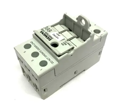 USED SIEMENS SENTRON FUSE HOLDER CLASS CC 3-POLE