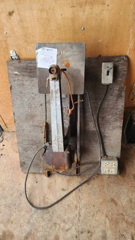 Power Kraft Saw - Seller Unsure if it works