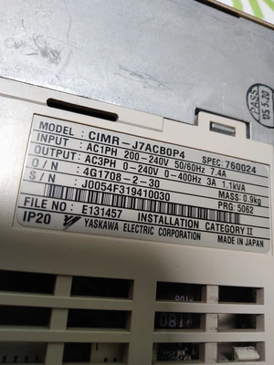 YASKAWA VS MINI J7 INVERTER CIMR - J7ACB0P4