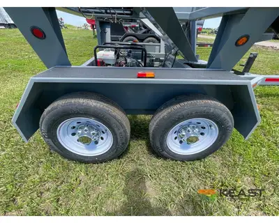 Used TRAVIS _UNKNOWN_ Seed Tenders Iowa US | Keast Enterprises #1360458