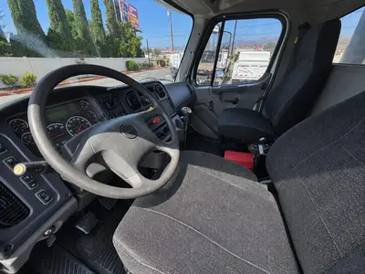 Used 2017 FREIGHTLINER M2 Carhaulers California US | Lillo Machinery #1542395
