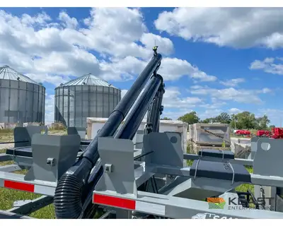 Used TRAVIS _UNKNOWN_ Seed Tenders Iowa US | Keast Enterprises #1360492