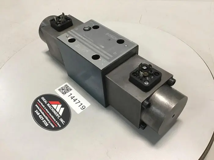Used BOSCH 0 811 404 843 Valves/Fittings Michigan US | Ideal Machinery #575819