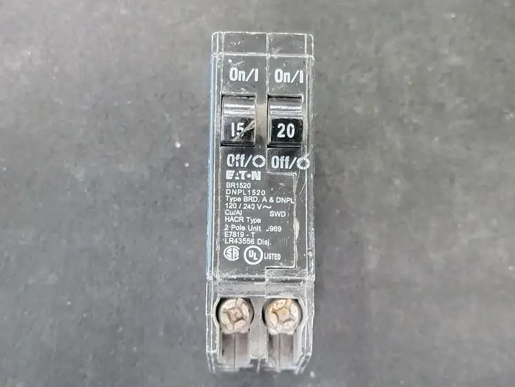 Used EATON DNPL1520 Switchgears British Columbia CA | Lenmark #243633