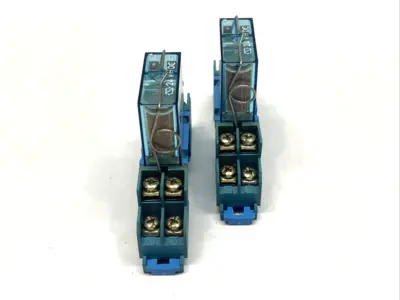 Used Finder General Purpose Relay 8A 250V W/ Relay Socket LOT OF 2 Relays & Switches Michigan US | Maverick Industrial Sales #1401985