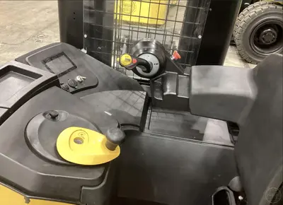 Used 2021 YALE NR040ECN Reach Trucks Illinois US | Forklift Exchange #1274547