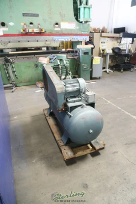 Used SPEEDAIRE 32492 Tank Mounted Air Compressors California US | Sterling Machinery Exchange #1467579