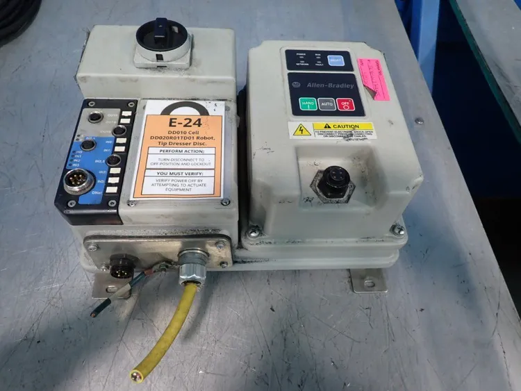 Used ALLENBRADLEY 280DF12Z10CGRW3P1 Motor Controllers Ohio US | HGR 24 #896812