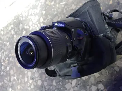 USED NIKON D3100