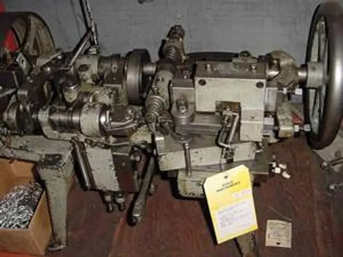 8611-100 Used RUF Large Curb Chain Making Machine