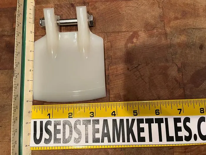 NEW 2025 AMERISCRAPE CURVED FRONT EDGE POLY SCRAPER FINGER @ 3.5" WIDE X 4.5" LONG.