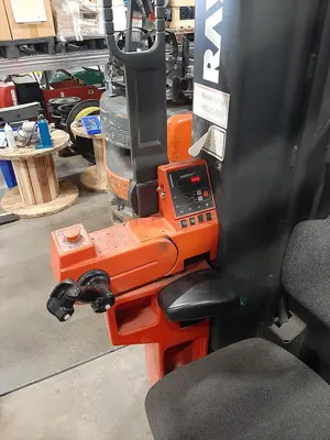 USED RAYMOND 537-CSR30T