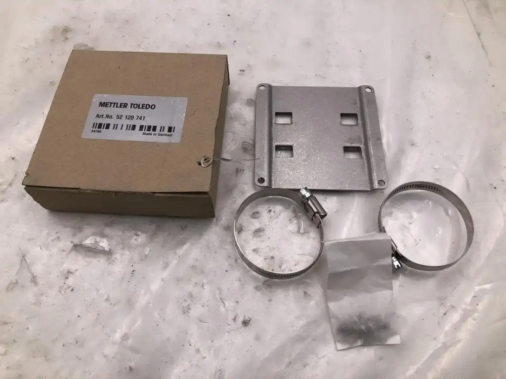 Mettler Toledo 52120741 Transmitter Pipe Mount Kit -NIB