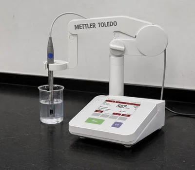 Used METTLER - TOLEDO SEVENCOMPACT S230 pH Meter New Jersey US | Bionex Scientific LLC #799881