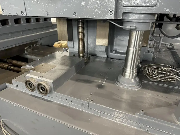 Used GIDDINGS & LEWIS 70-E3-T Horizontal Table Type Boring Mills Ohio US | G-2000, Inc. 31 #177492
