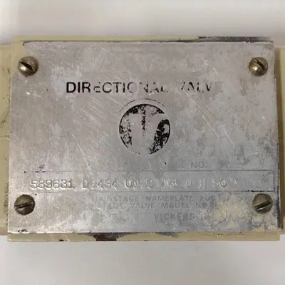 USED VICKERS DG4S4012CW3UH50