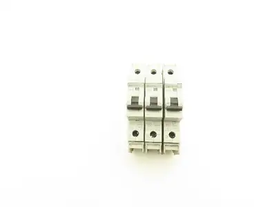 Cutler Hammer WMTC1013 1-Pole 13A Circuit Breaker Lot of 3