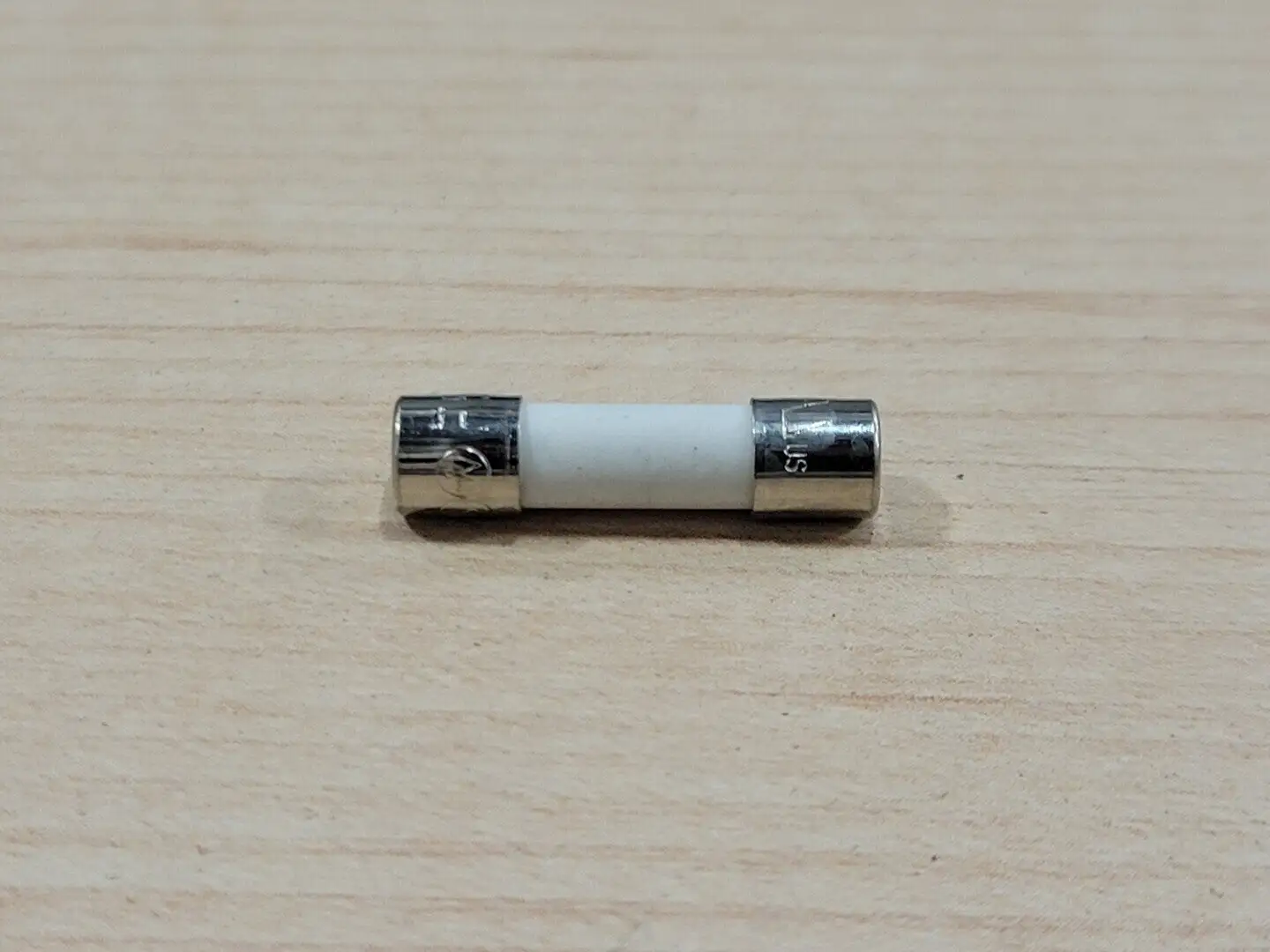 5 Amp Ceramic Fuse F5H250V