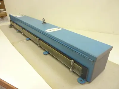 NEW DOLAN JENNER SS7B-351MD0T