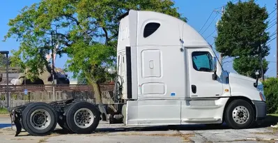 Used 2012 FREIGHTLINER CASCADIA Conventional trucks Ohio US | Proxy Equipment #1385152