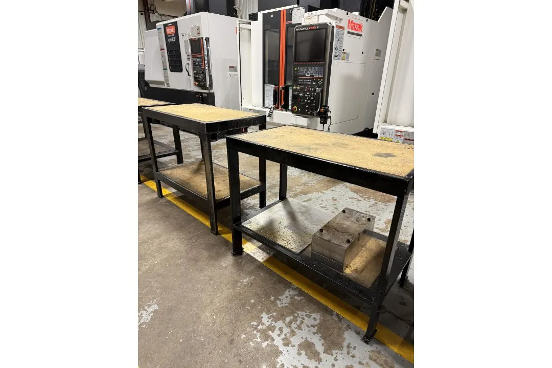 Used _UNKNOWN_ _UNKNOWN_ Work Benches Utah US | KD Auctions #1553842