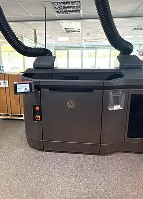 Used 2017 HP Jet Fusion 3D 4200 3D Printers ES | Galico auction group #1388779