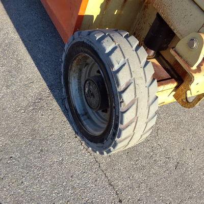 USED 2014 JLG 4069LE