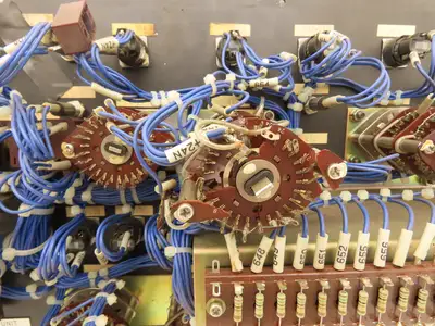 Fanuc A13L-0040-C200 CNC Spindle Operator Control with Panel Pulse Generator