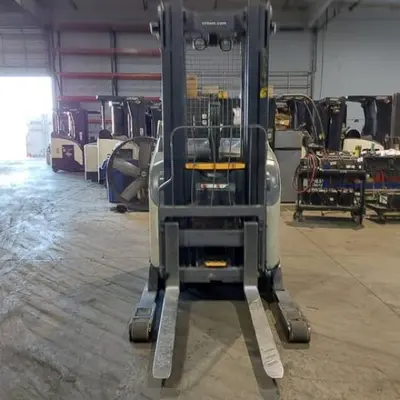 USED 2019 CROWN RR5725-45