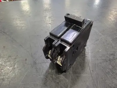 15 Amp, 2 Pole, 120/240 volts Circuit Breaker