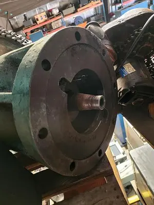USED CINCINATTI RIGHT ANGLE HEAD