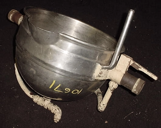Used LEE TILTING KETTLE 5 GALLON KETTLE Autoclaves, Reactors & Kettles New Jersey US | Champion Trading Corporation #423778