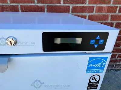 New | in-Stock THERMO FISHER TSU405SA UNDERCOUNTER REFRIGERATOR 4.5 CU.FT. 2 TO 5C MFG 2025 Undercounter Refrigerators California US | Equipment Lab #1302033