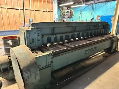 10' X 10 GAUGE WYSONG MODEL #1010 POWER SQUARING SHEAR: YOBRO #23831