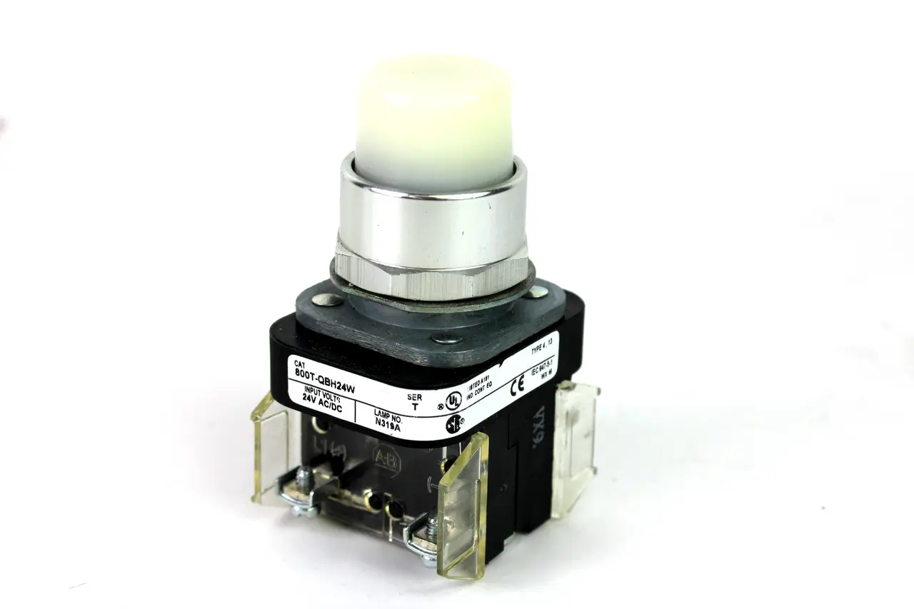 USED ALLEN BRADLEY 800T-QBH24W