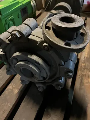 USED LABOUR SIZE 14