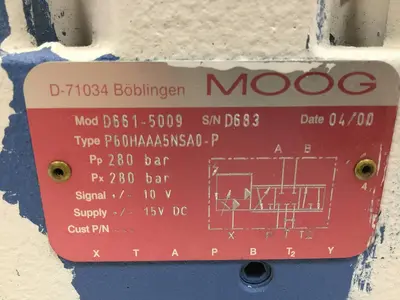 USED MOOG D661-5009