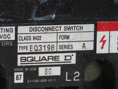 Square D 9422 EQ3198 Fusible Disconnect Switch 30A 3-Pole Flange-Mount w/Handle