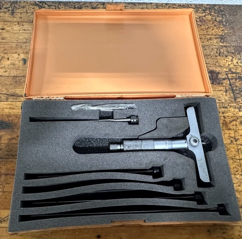 MITUTOYO 129-131DMC4-4 0 - 4" DEPTH MICROMET