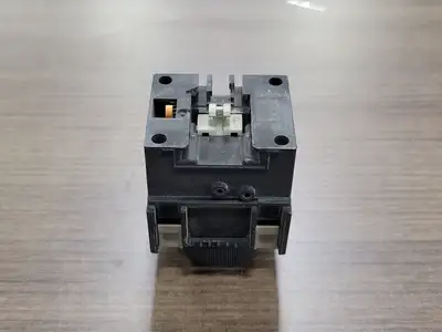 USED TELEMECANIQUE LA2-DT4