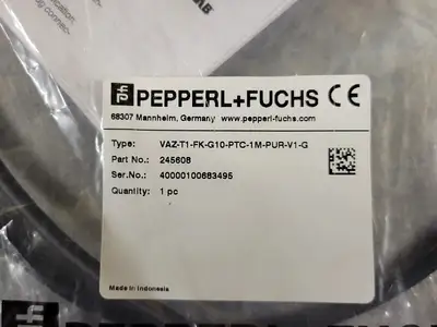 NEW PEPPERL+FUCHS VAZ-T1-FK-G10-PTC-1M-PUR-V1-G
