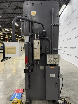 Used CINCINNATI INC 135CB-8 Press Brakes Georgia US | The Equipment Hub #1293526