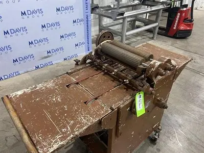 Triumph 15" Wire Cut Extruder