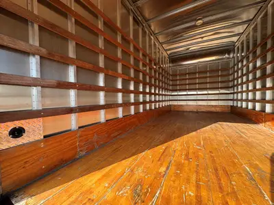 Used 2023 ISUZU NPR HD Box trucks Florida US | Truck and Van Outlet #1708746
